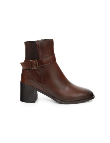 Botines de mujer de piel con hebilla color marrón