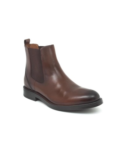 Light Brown leather chelsea boots