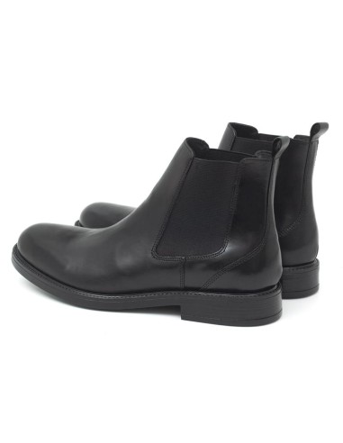 Black leather chelsea boots