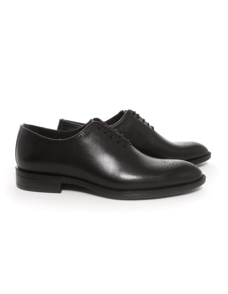 Black leather Oxford