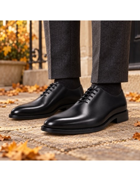 Black leather Oxford
