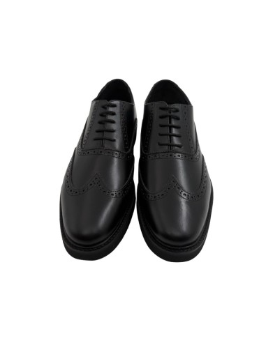 Black leather Oxford