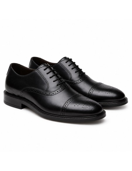 Black leather Oxford