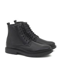 Black leather boot 2
