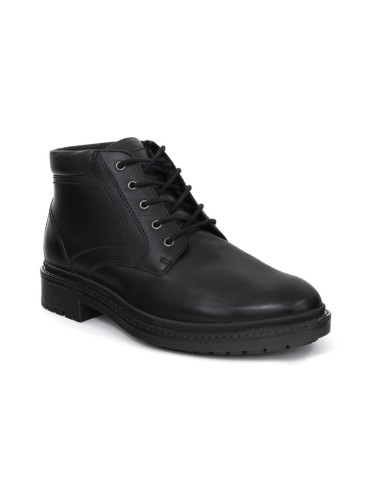 Botín de piel acabado a mano color negro