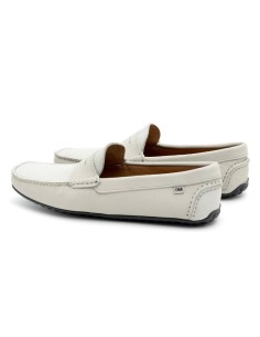 Mocasín de piel con antifaz color blanco 2