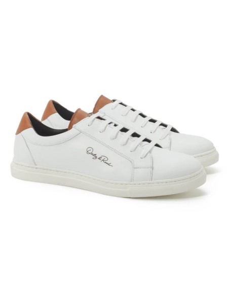 Sneakers de piel liso color blanco