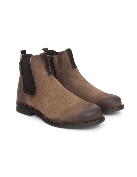 Beige suede boot